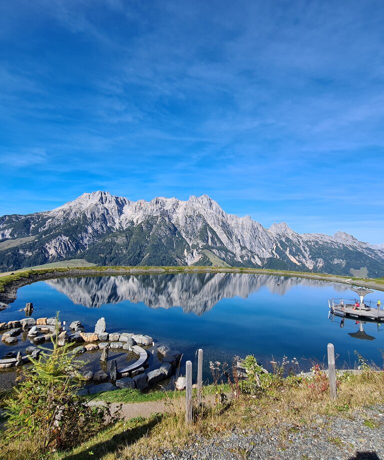Speicherteich im Sommer in Leogang